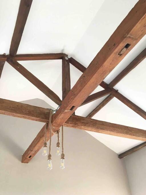 Luxury Barn Conversion At Rudding Харогейт Екстериор снимка